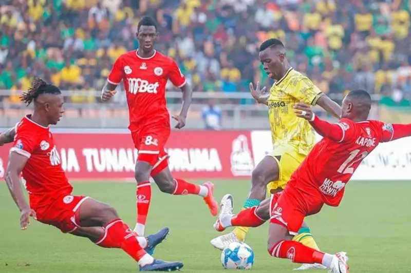 طالب بنقاط المباراة.. يانج أفريكانز يفتح النار على سيمبا بعد تأجيل الديربي