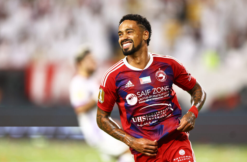 رجل المواعيد الكبرى – رقم استثنائي لـ كايو لوكاس مع الشارقة