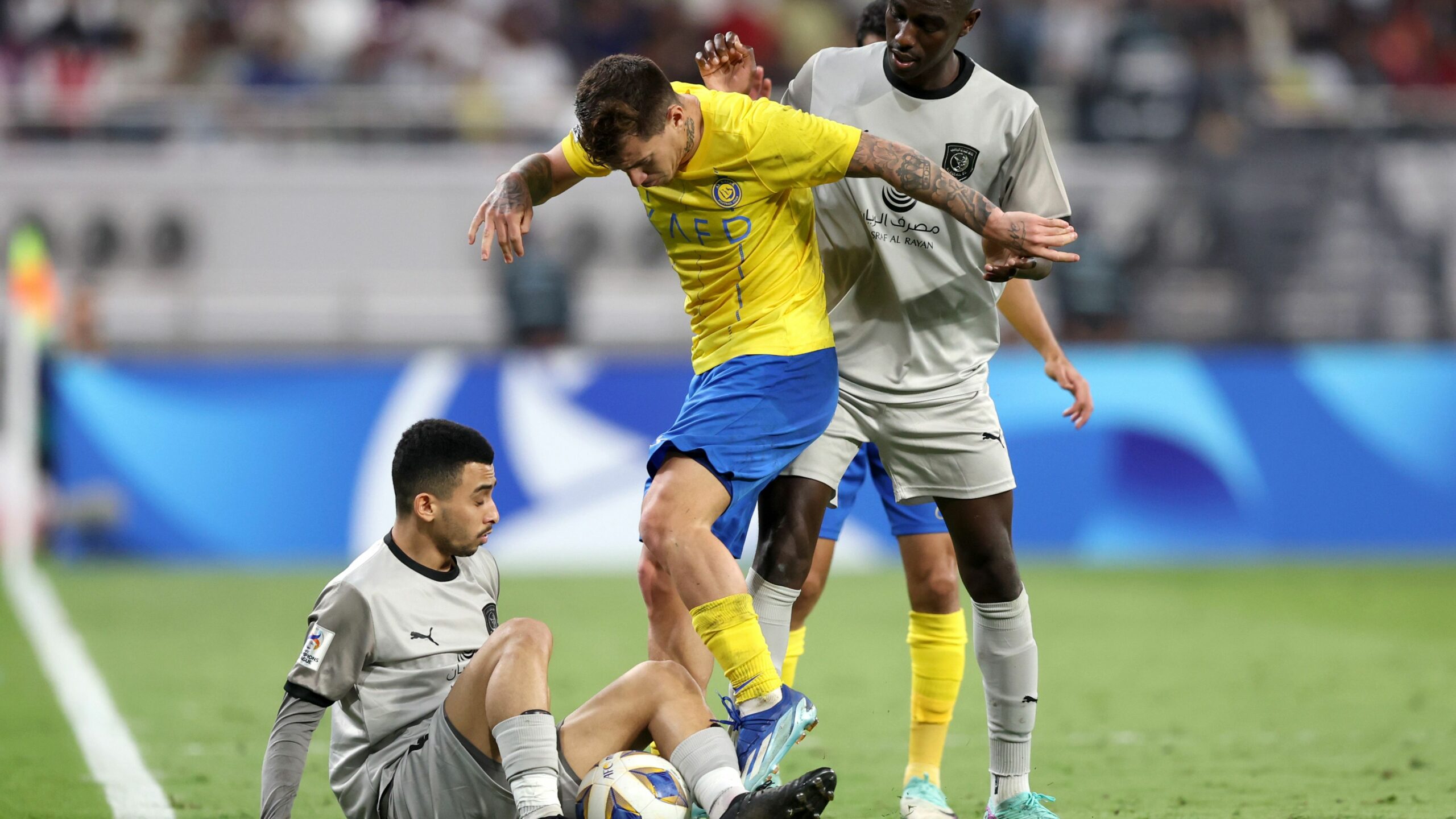 "ليس لديكم صوت رسمي" .. استجابة رابطة الدوري السعودي لطلب النصر تكشف أزمة داخل الهلال!