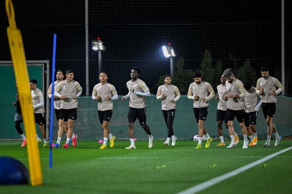 منتخب الإمارات يبدأ استعدادته لمواجهة إيران في تصفيات آسيا لمونديال 2026