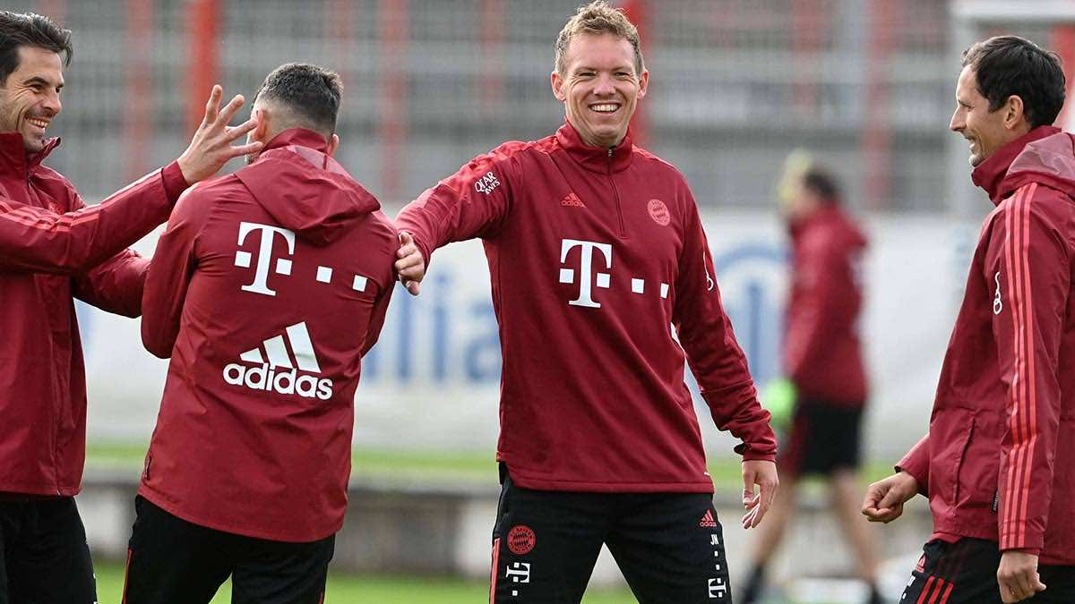 مدرب بايرن ميونخ يتعافى من المرض ويستعد ادوري الابطال