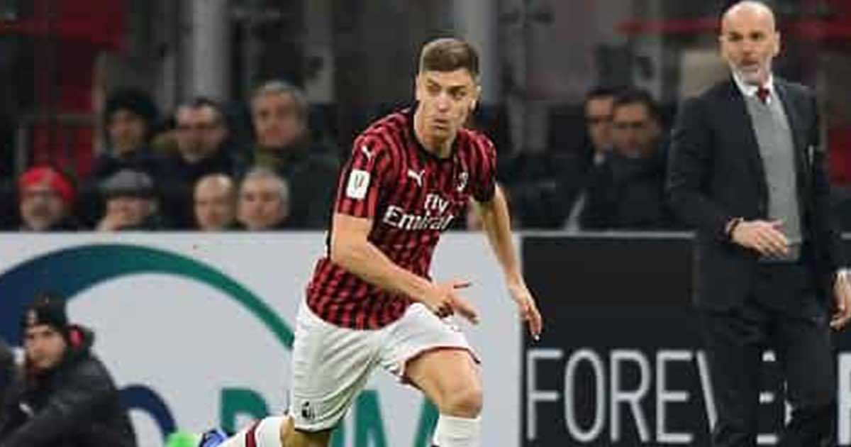 ميلان يُرسل البولندي “بيونتك” إلى الدوري الألماني