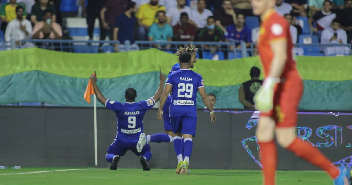 ايجالو يُسجل ويصنع ويمنح الهلال افضلية مُبكرة على الخليج