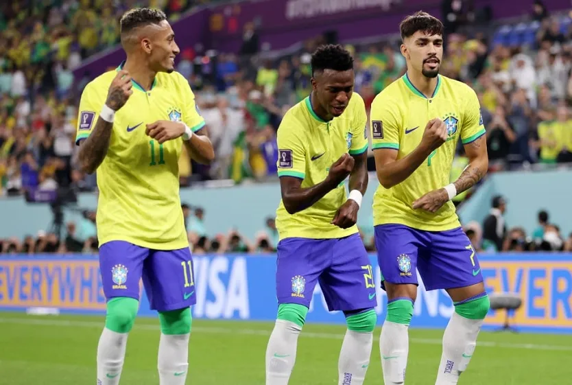 منحوه الجنسية البرازيلية .. فينيسيوس يعود أمام كولومبيا