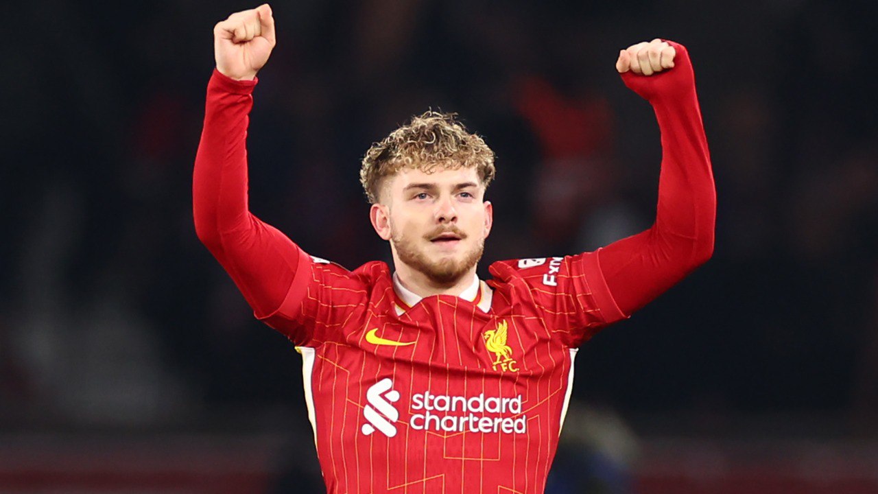 أسرع بديل.. رقم قياسي لـ إليوت بسبب هدفه ضد باريس سان جيرمان