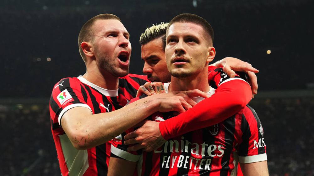 ميلان يسقط غريمه الإنتر