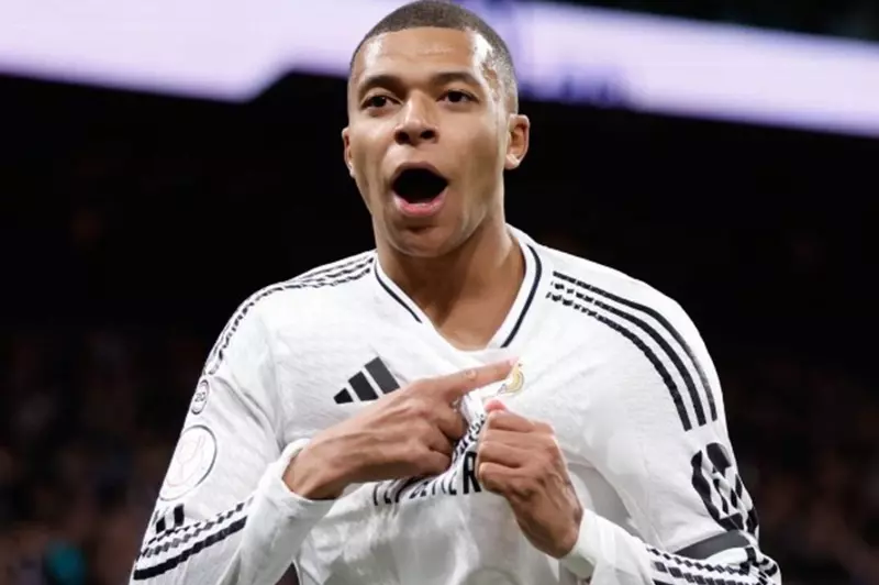 مبابي: ريال مدريد مختلف عن أي ناد في العالم.. وأبطال أوروبا أهم من الكرة الذهبية