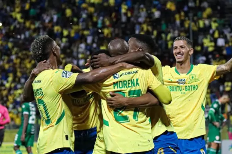 مدرب صنداونز يكشف حالة مصابيه قبل مواجهة الأهلي الأفريقية