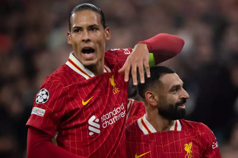 صلاح: سعيد لتجديد عقدي مع ليفربول.. وسمعت أن فان دايك هو التالي