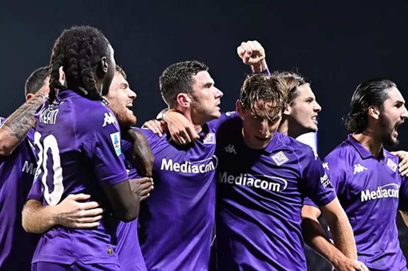 دوري المؤتمر الأوروبي.. تأهل فيورنتينا وبيتيس إلى المربع الذهبي