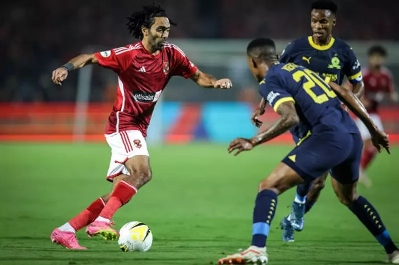 عاد بعد 6 أشهر.. مدرب صنداونز يعلن استعادة لاعبه قبل مواجهة الأهلي