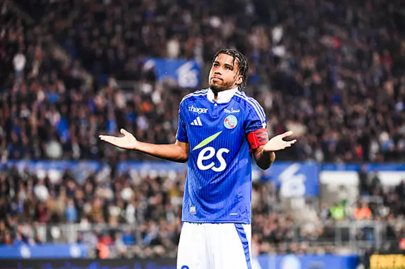 بعد 3 إعارات.. سانتوس: جاهز لبدء مسيرتي مع تشيلسي