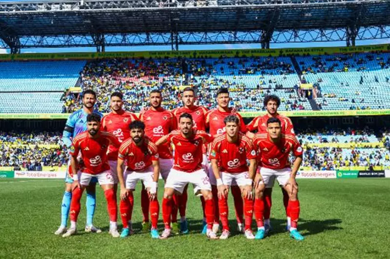 رحلة استغرقت 14 ساعة.. بعثة الأهلي تصل القاهرة بعد التعادل مع صنداونز