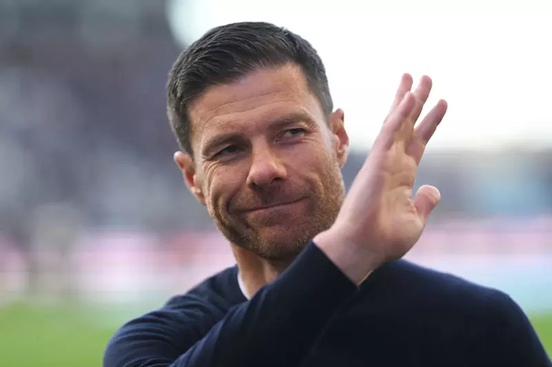 ينتظر رحيل أنشيلوتي.. تقرير: تشابي ألونسو يشكل إزعاجًا في ليفركوزن