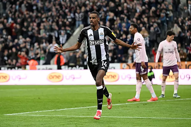 فانتازي يلا كورة.. مهمة إيزاك لتعويض إخفاق محمد صلاح