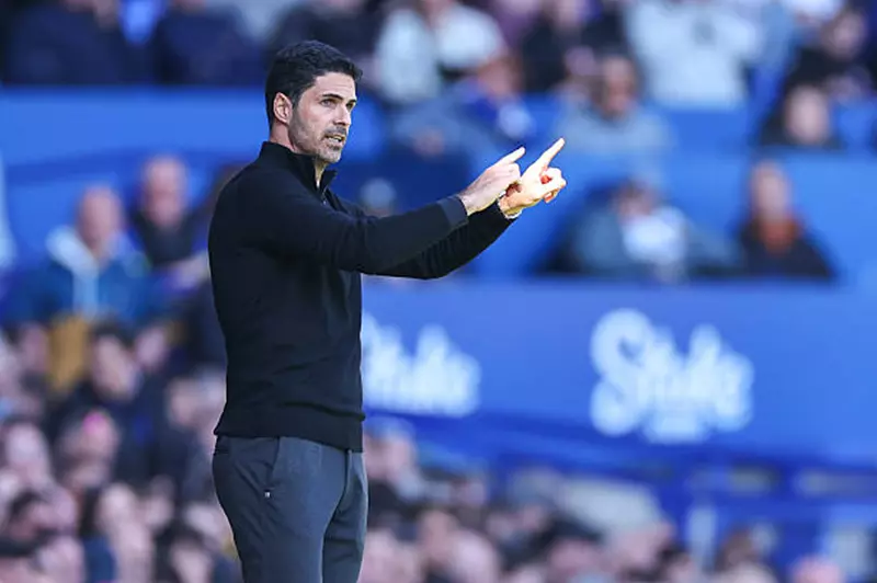 أرتيتا: شاهدت ركلة جزاء إيفرتون أمام أرسنال 15 مرة.. ولا يمكن احتسابها أبدا