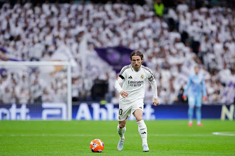 ماركا: الدوري القطري يرغب في ضم لوكا مودريتش