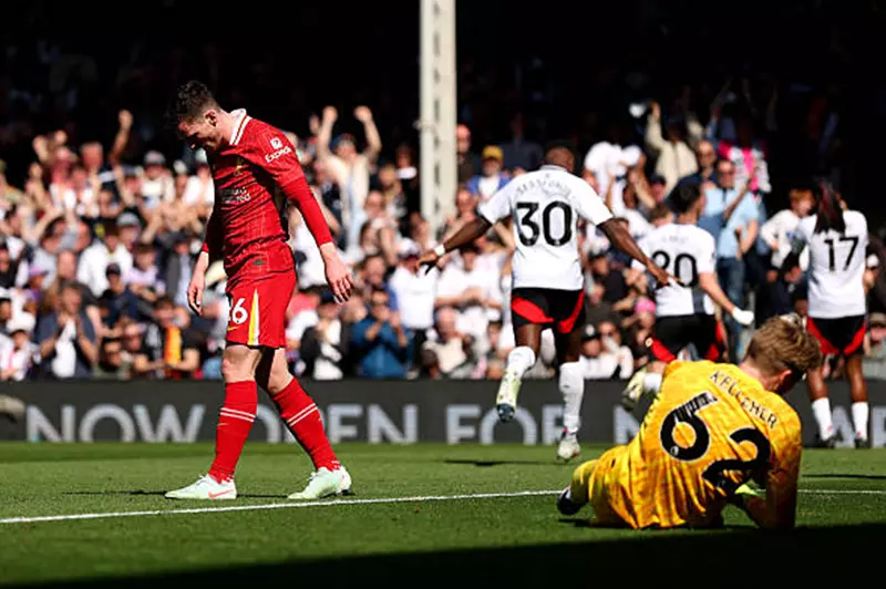 طريق الانهيار الكامل.. ماذا قالت صحف إنجلترا عن هزيمة ليفربول من فولهام؟