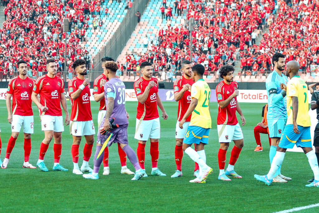 أسطورة جنوب إفريقيا لـ365Scores: الأهلي لا يستحق الخروج من دوري أبطال إفريقيا.. وصن داونز سيحصد اللقب