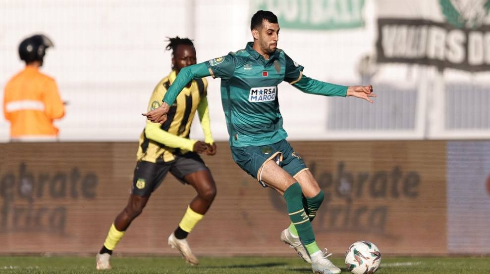 الكاف يُعاقب الرجاء.. ويُوجه له إنذارًا شديد اللهجة