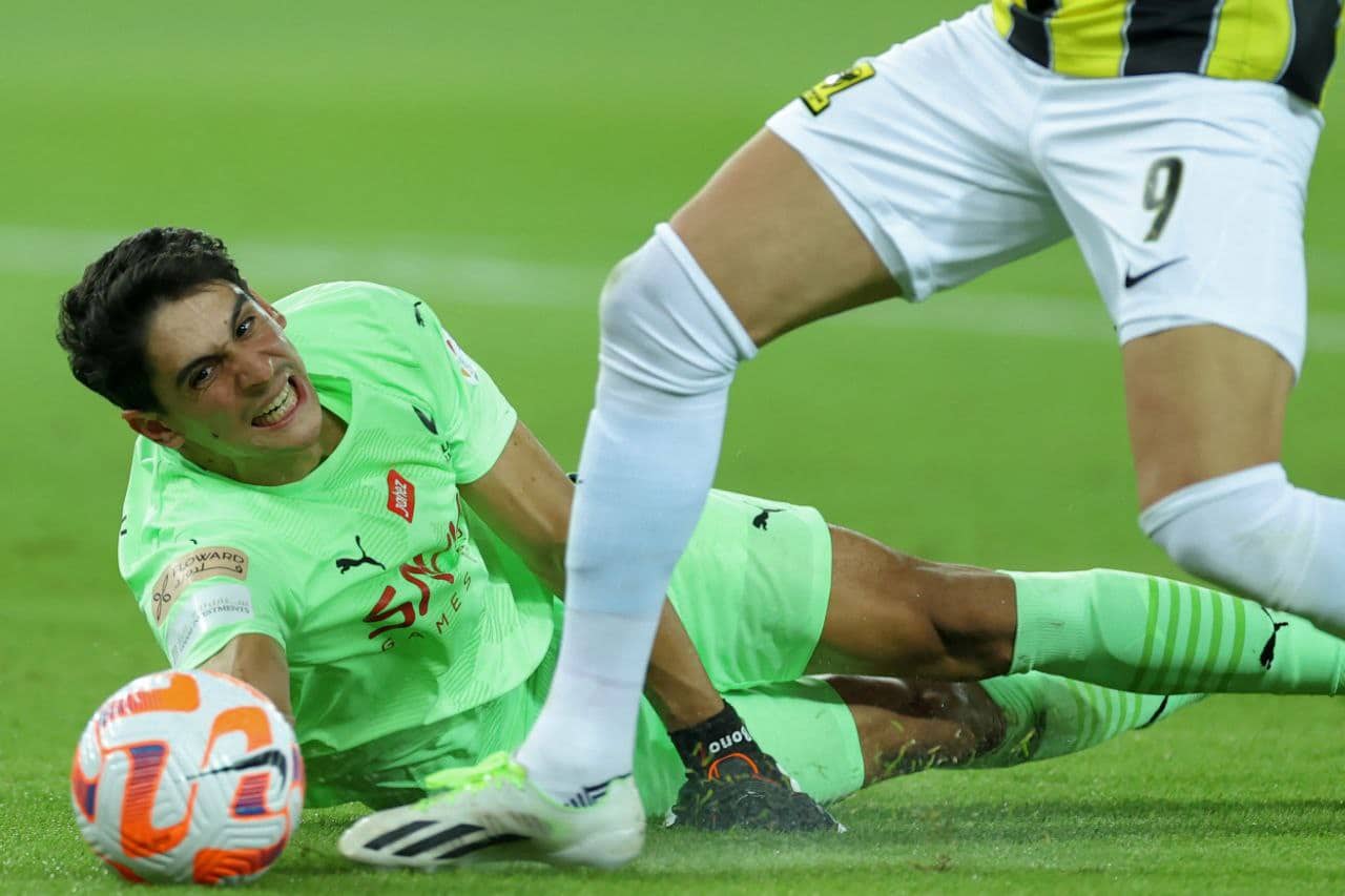 صحيفة إسبانية تنتقد مستوى ياسين بونو مع الهلال السعودي