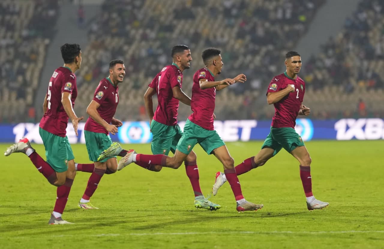 إيقاف نجم منتخب المغرب بسبب تصرف غير أخلاقي