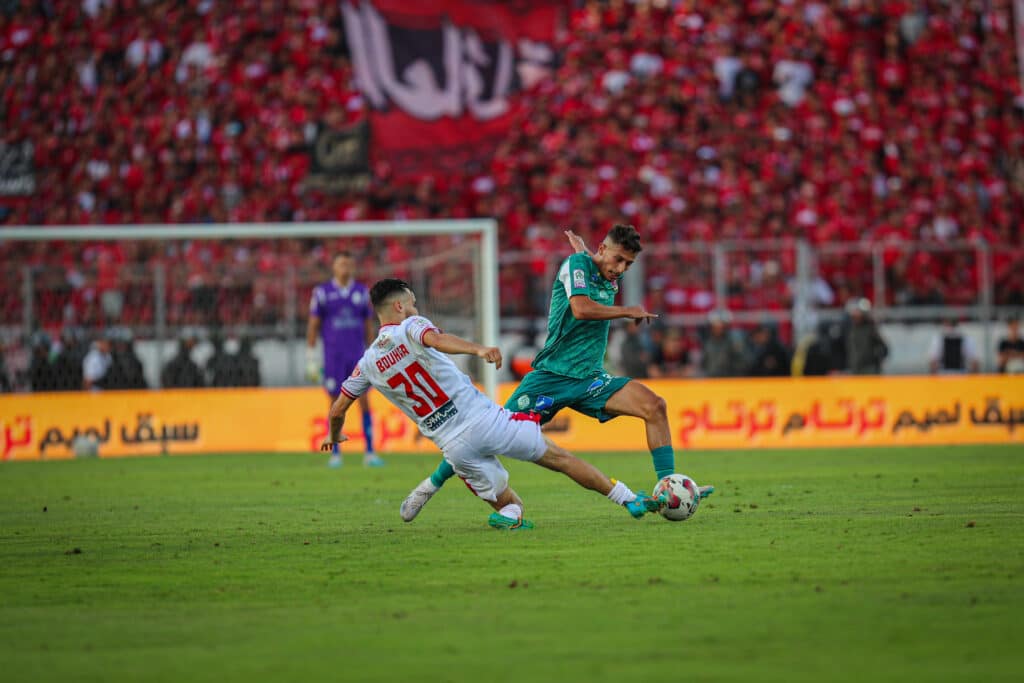 الوداد يسعى لكسر “عقدة الديربي” ضد الرجاء في الدوري المغربي