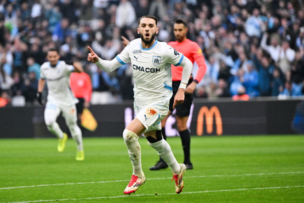 مقصية على طريقة الكابتن ماجد.. هاتريك أمين جويري يخطف الأضواء بالدوري الفرنسي