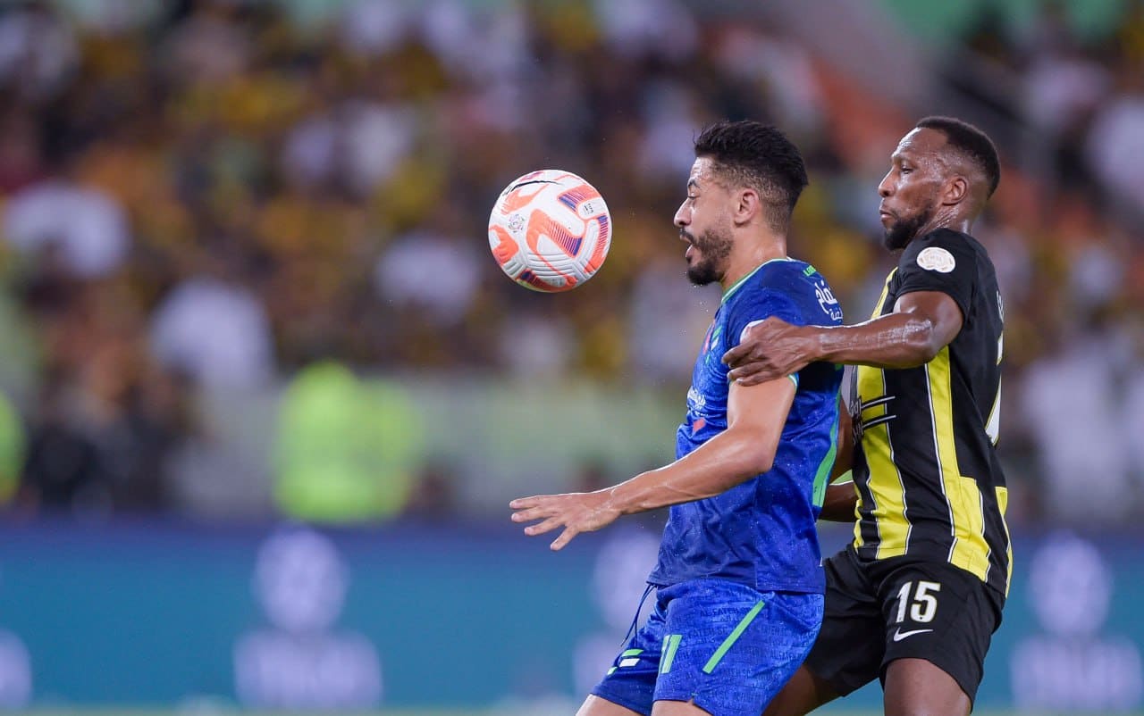 مراد باتنا يُوضح أسباب غيابه المُتواصل عن منتخب المغرب