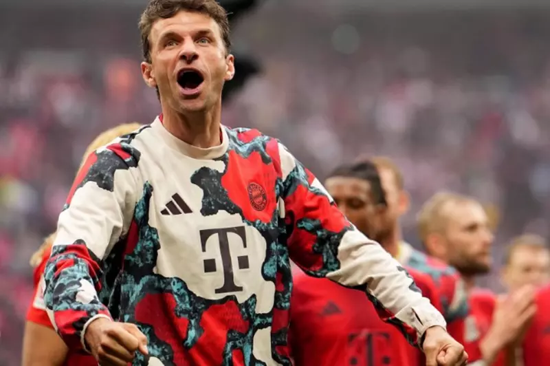 الدوري الألماني.. توماس مولر يشارك أساسيا مع بايرن في لقائه الأخير بملعب أليانز أرينا