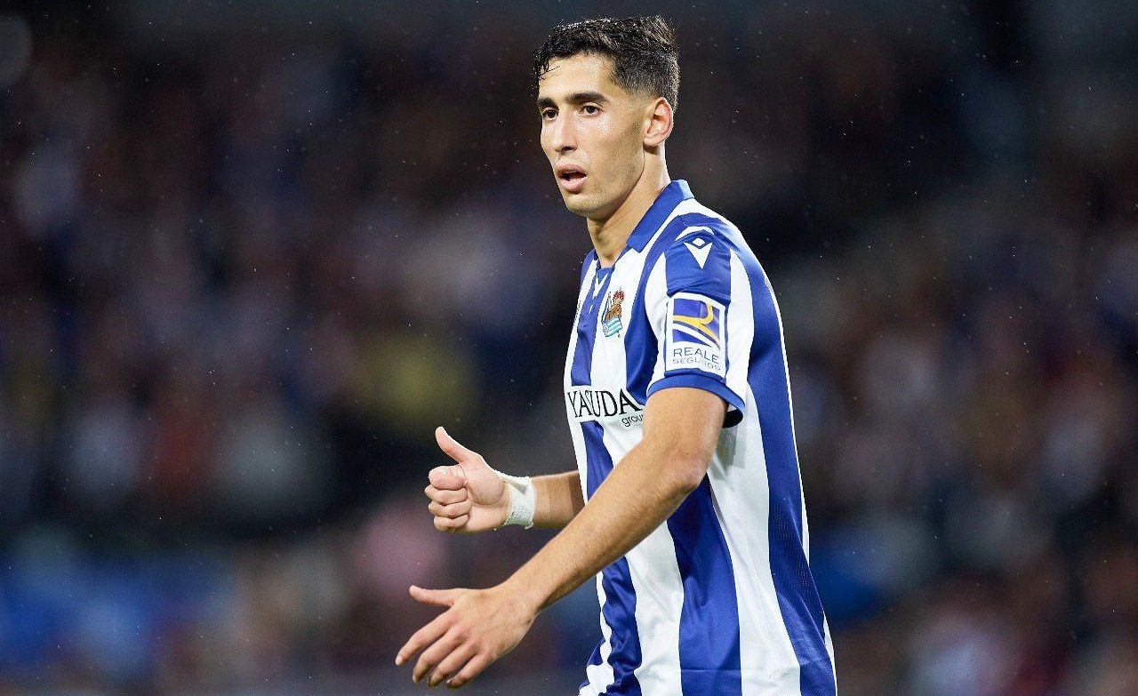 الإصابة تحرم نايف أكرد من توديع جماهير ريال سوسيداد