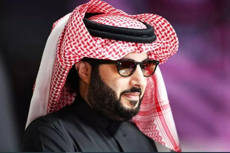 سكاي سبورتس: أندية الدوري الإنجليزي تتواصل مع تركي آل الشيخ بحثا عن الاستثمار