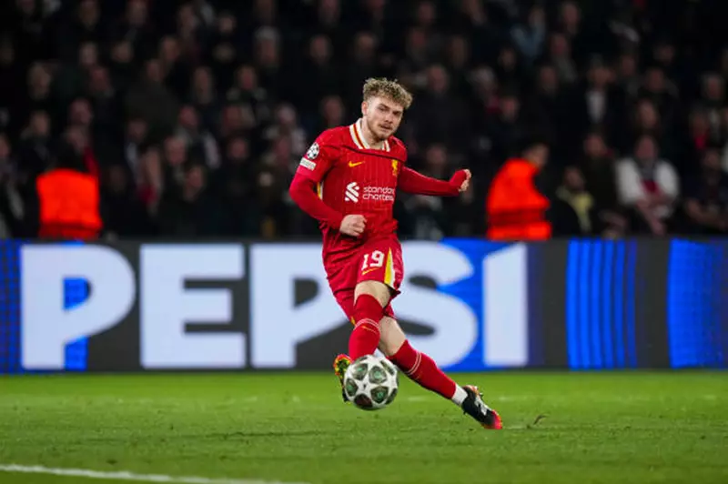 بهدف إليوت.. ليفربول يكرر إنجاز أرسنال ومانشستر يونايتد بالدوري الإنجليزي