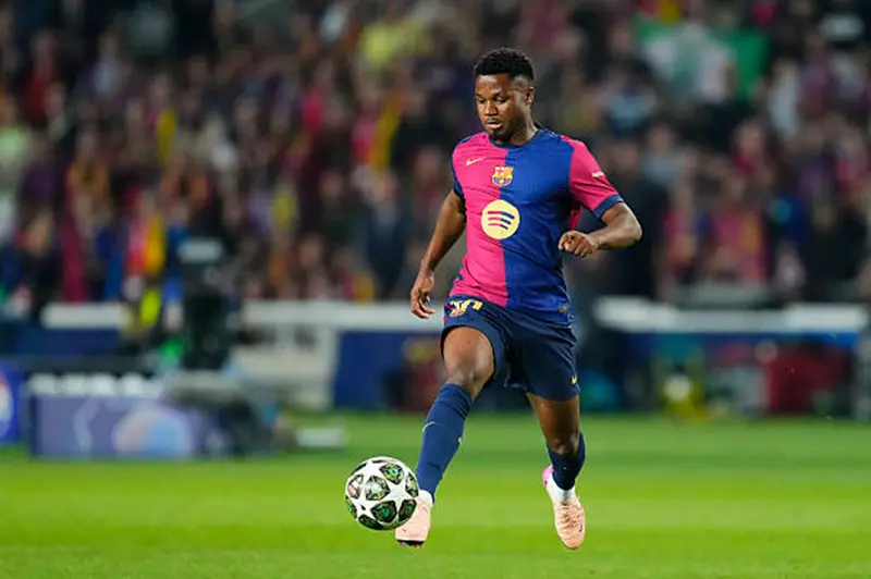 تقارير: تشيلسي مهتم بضم فاتي من برشلونة