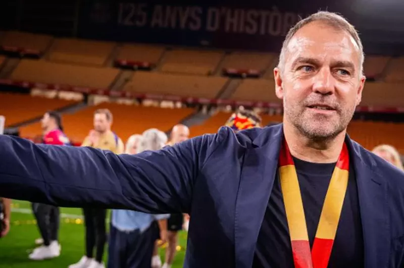 فليك: عانيت بعد مباراة إنتر.. والثلاثية المحلية تجعلنا سعداء