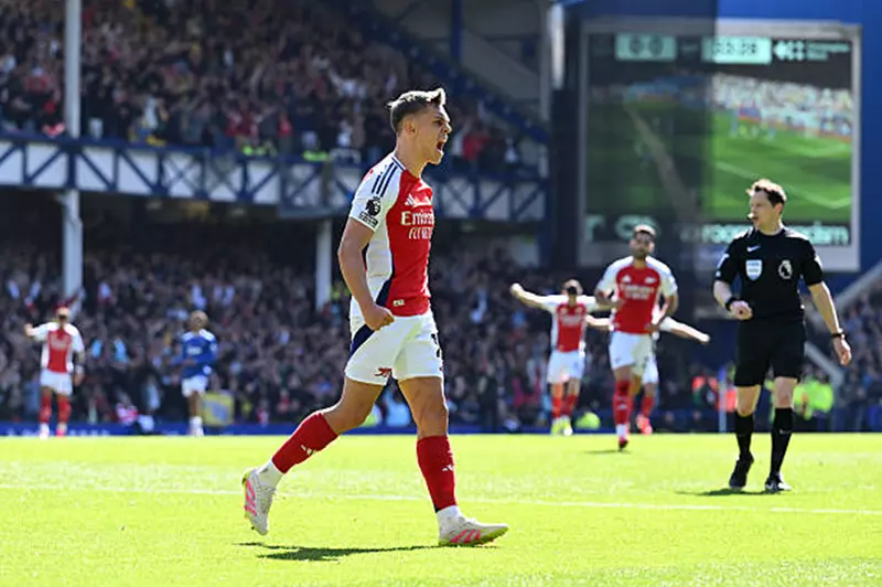 بعقد يمتد لـ 2029.. أرسنال يتحرك للحفاظ على نجمه البلجيكي