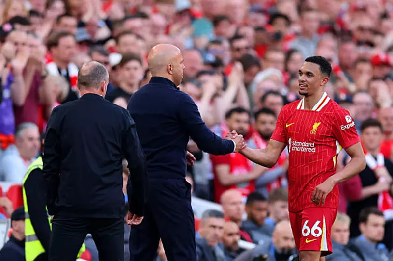 سلوت: أعجبني أداء ليفربول.. ومن حق الجماهير أن تطلق الصافرات ضد أرنولد