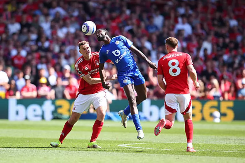 سباق المقاعد الأوروبية.. نوتنجهام يتعثر على أرضه أمام ليستر