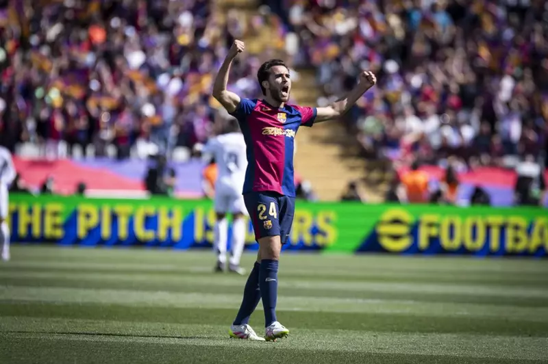 من الإعارة إلى التألق.. إيريك جارسيا "ورقة رابحة" في يد فليك