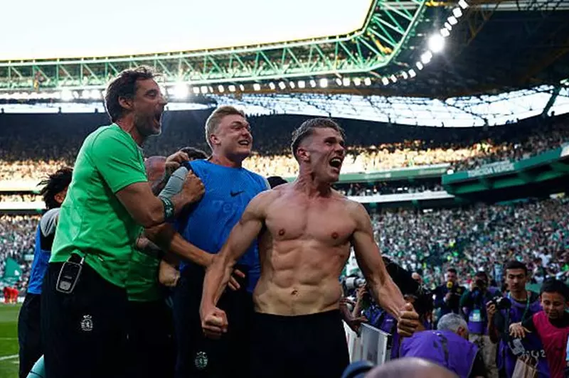 "الفايكينج لا يتوقف".. سبورتنج لشبونة بطلًا للدوري البرتغالي