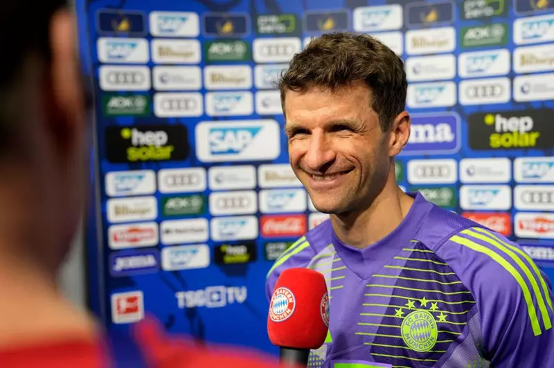 "أعلم ما سأفعله بعد بايرن".. توماس مولر يودع الدوري الألماني