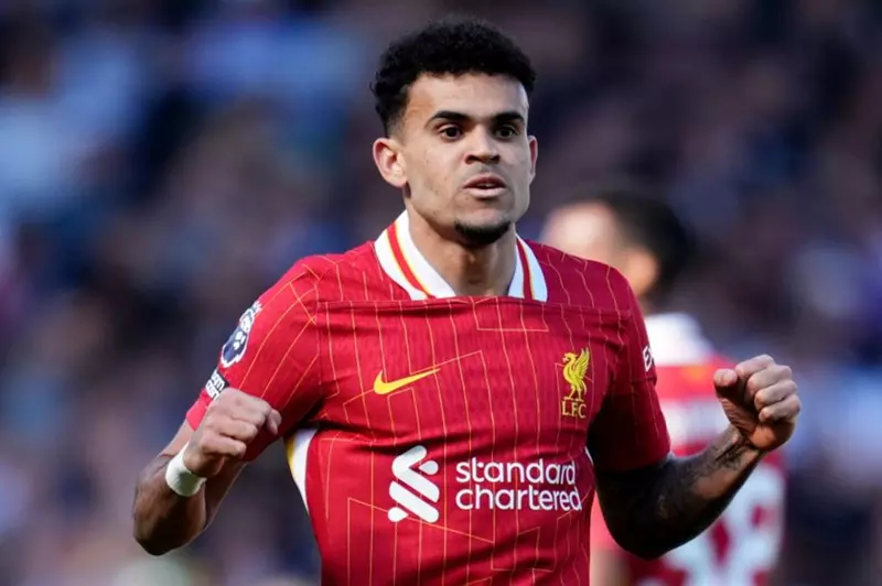 "حلم محتمل".. سبورت: لويس دياز على رأس أهداف برشلونة الصيفية