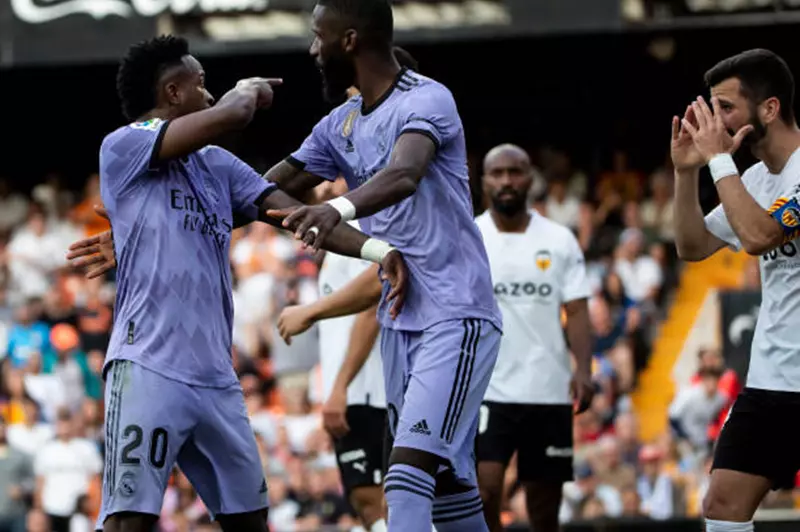 "ظلم وأكاذيب".. فالنسيا يعلن اتخاذ إجراءات قانونية ضد الفيلم الوثائقي لفينيسيوس جونيور