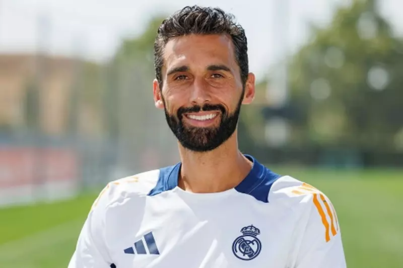 خلفا لراؤول.. أربيلوا مديرا فنيا لرديف ريال مدريد