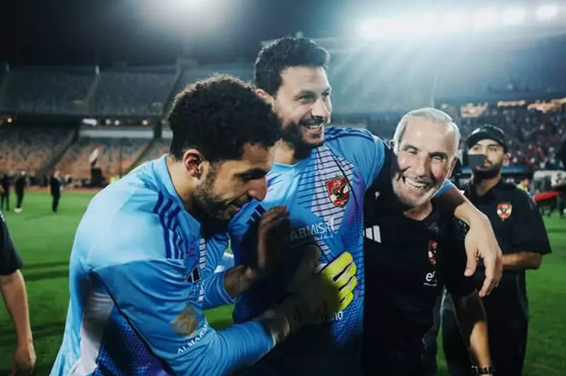 الشناوي: جددت مع الأهلي لمدة موسمين.. وطلبت فتح ملعب التتش للاحتفال مع الجمهور