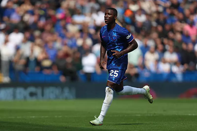 تشكيل تشيلسي.. كايسيدو ظهير أيمن.. ولا تغييرات أمام ليفربول في الدوري الإنجليزي