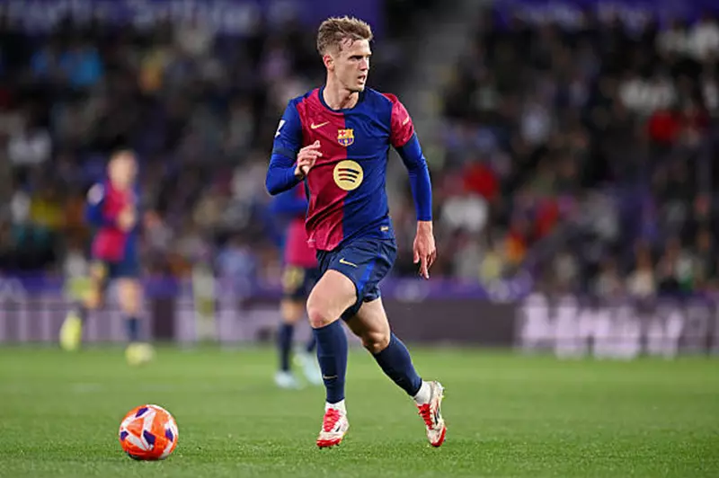 وكيل أولمو ينفي رحيله إلى مانشستر سيتي