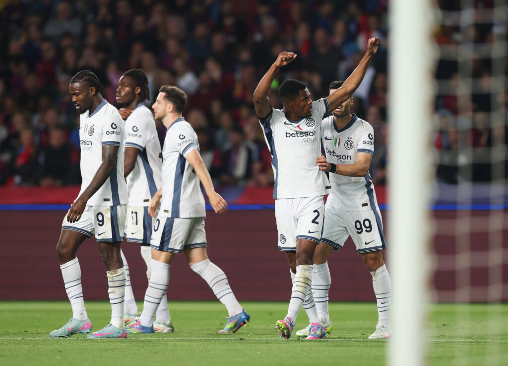 كارثة تهز إنتر ميلان قبل مواجهة برشلونة بإياب نصف نهائي دوري أبطال أوروبا