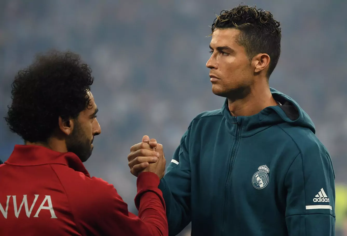 في مثل هذا اليوم.. آخر ظهور لرونالدو بقميص ريال مدريد ومأساة صلاح في نهائي الأبطال