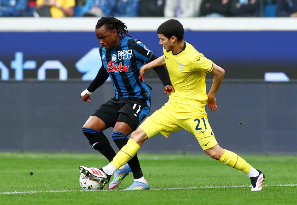 رضا بلحيان يثير التكهنات بتدوينة غامضة